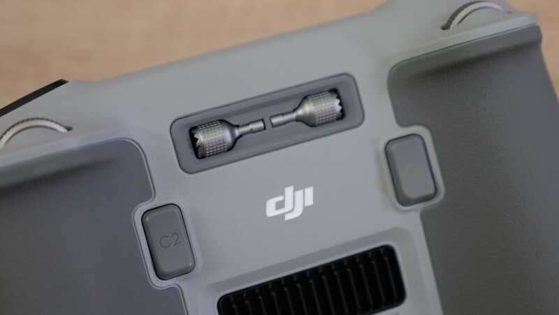 DJI Mavic 3 Pro Controller-Sticks.JPG